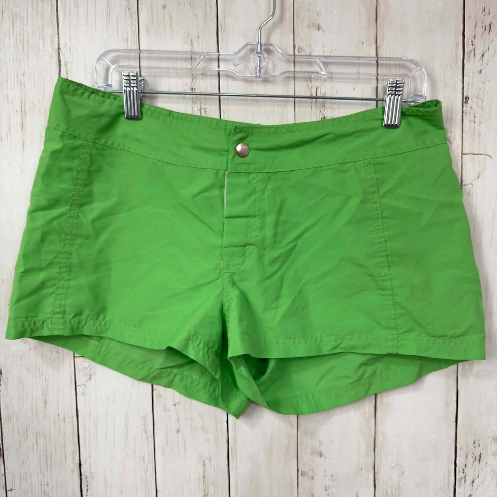 IOS Women's Green Board Shorts Size‎ 32-inch Waist